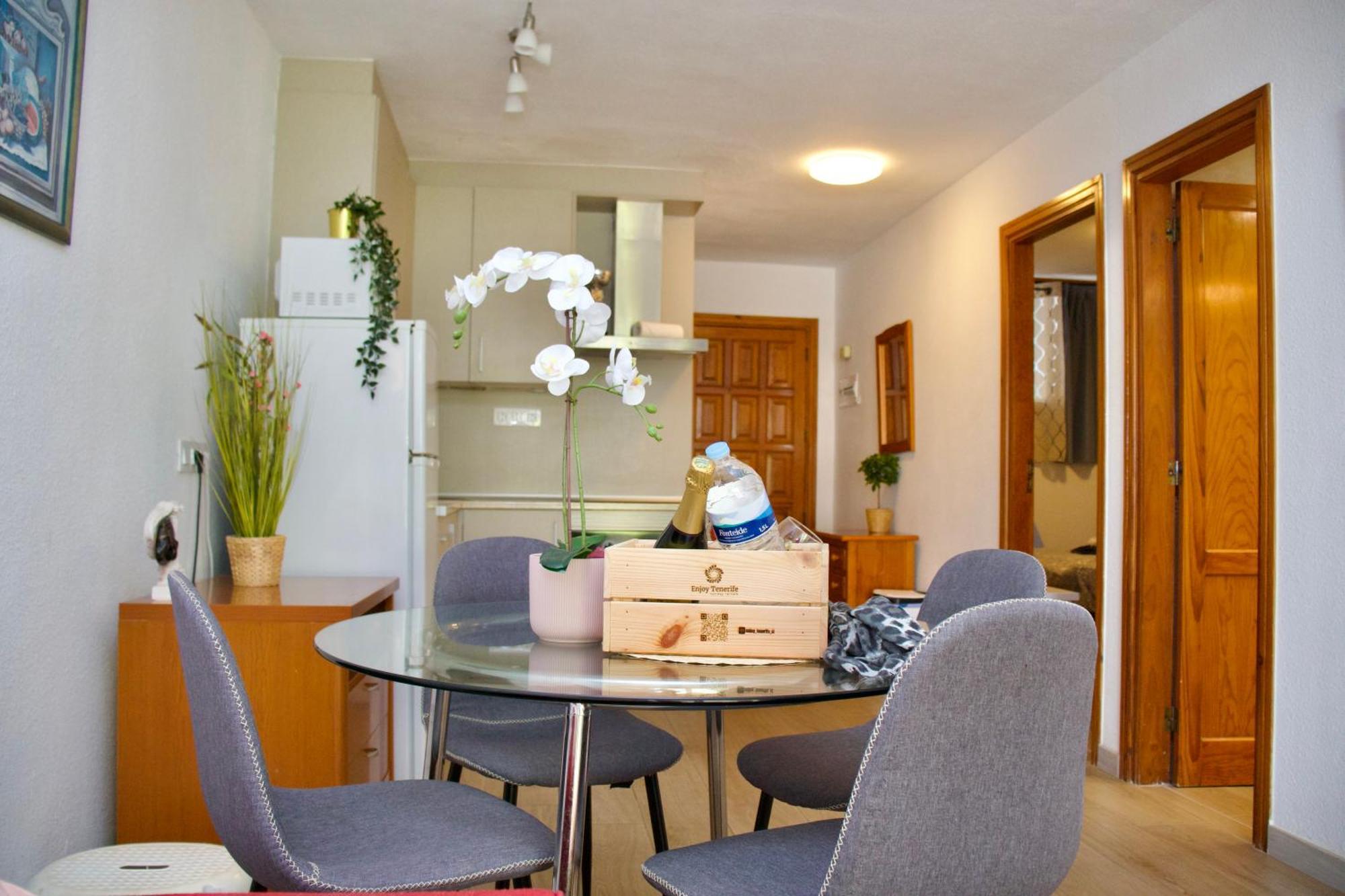 Sunflower Apartment Just Relax Puerto de Santiago  Buitenkant foto